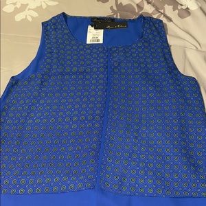 Women’s dress shirt